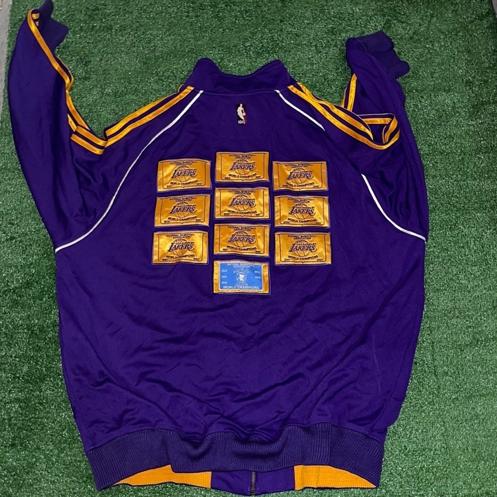 Vintage Lakers Championship Track jacket - Picture 2 of 8